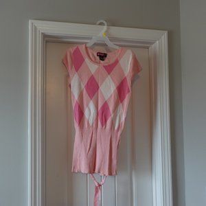 Say What small pink shortsleeve light sweater